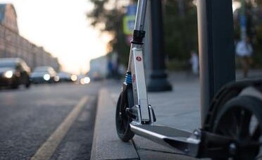 Assicurazione monopattini elettrici, slitta l'obbligo. Ecco la data ufficiale