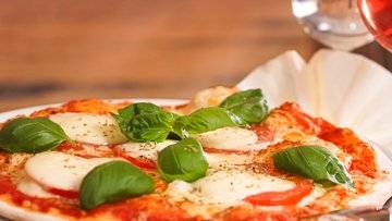 Cos'è il Pentagon Pizza Index, che riesce a prevedere le crisi geopolitiche nel mondo?
