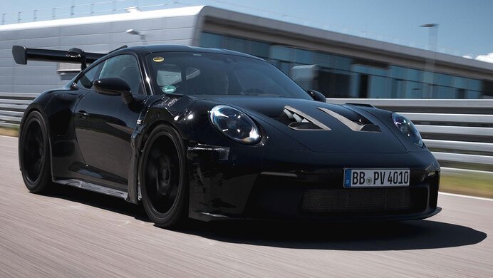 Nuova Porsche 911 GT3 RS: anteprima mondiale il 17 agosto 