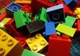 Dai Lego alle sneakers, ecco quanto valgono i nuovi beni rifugio che stanno arricchendo i collezionisti