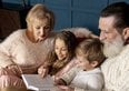 Festa dei nonni 2026, quanto valgono per le famiglie italiane? Tutti i numeri spiegati