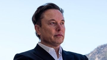 Elon Musk assume, anche in Italia. Sarà direttamente lui a scegliere