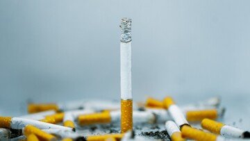 Stai pagando molto di più un pacchetto di sigarette (e andrà sempre peggio)
