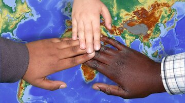 Allarme voli low cost, così vengono utilizzati dai migranti per arrivare in Europa