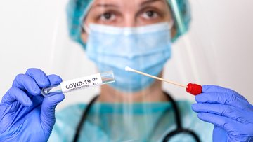 Tampone e quarantena per chi rientra da Spagna e Malta: una Regione ha deciso