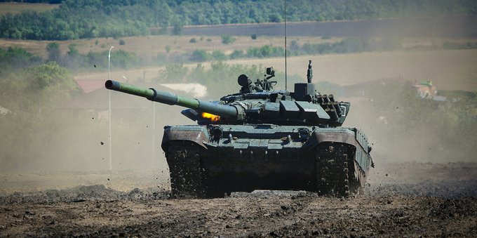 Gli Stati Uniti inviano un pacchetto di armi da 2,5 miliardi di dollari all'Ucraina mentre la Germania aspetta per i carri armati