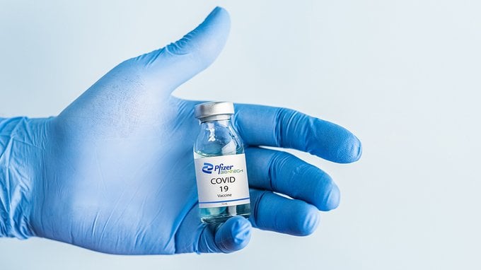 Pfizer licenzia in Belgio e va in Romania, ma grazie al vaccino profitti per 4 miliardi 