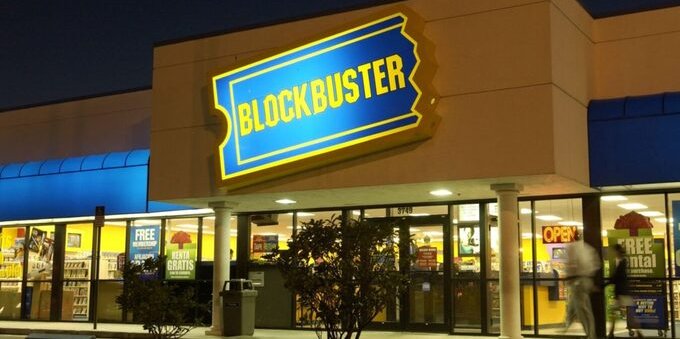 Blockbuster potrebbe tornare come competitor di Netflix