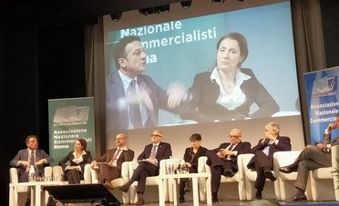 Regime forfettario, Carla Ruocco (M5S): “nuovi limiti dal 2021”