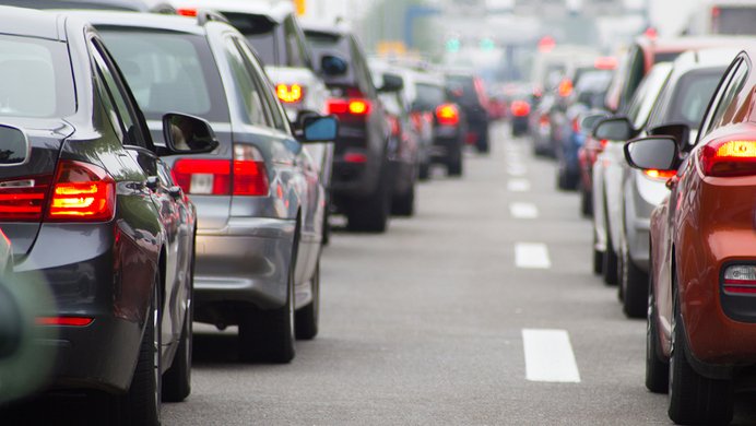 Previsioni traffico, le giornate da bollino nero in autostrada: quando non conviene partire ad agosto