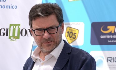 Legge di Bilancio 2026, con i conti in ordine si alimenta l'economia di guerra 