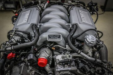 Bentley produce l'ultimo V8 da 6,75 litri