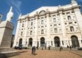 Fincantieri crolla del 23% da inizio anno nonostante utili record. Cosa sta succedendo al titolo?