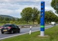 Ecco come funzionano le nuove telecamere blu che spaventano gli automobilisti