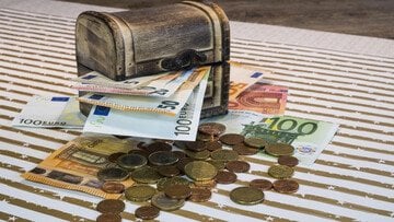 Quanto fruttano 200 € al mese per 15 anni sul conto corrente o sul fondo ad accumulo?