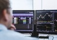 Perché il prezzo dell'oro sale, mentre il dollaro scende?