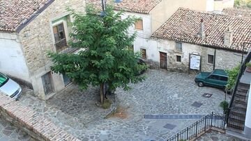 Comuni pagano 28.000 euro a chi sposta la residenza: dove e come funziona