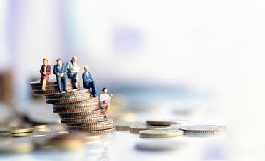 Pensioni, chi ha iniziato a lavorare prima ci va più tardi. Il paradosso italiano