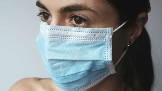 Mascherine al chiuso addio dal primo aprile? Ecco la verità