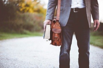 Garanzia Giovani 2023, formazione e opportunità di lavoro per gli under 30: come funziona e come iscriversi