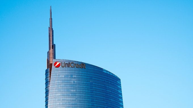 Rating: UniCredit ora batte i BTP. Preview utili, focus sul titolo a Piazza Affari