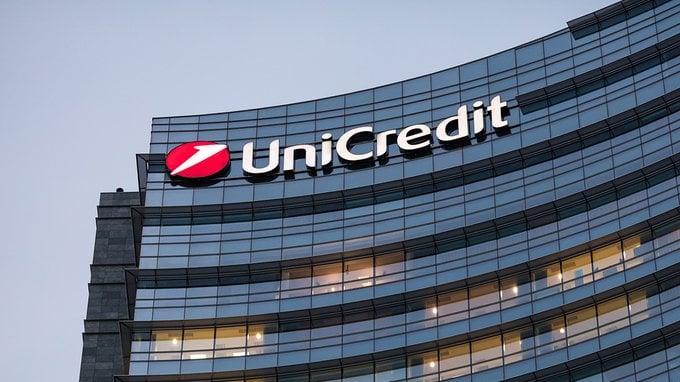 8,40% fisso per 4 anni poi cedola condizionata dell'8,40% sul neo bond UniCredit 15Y