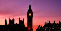 Brexit, May tenta di tutto: votate mio accordo e mi dimetterò