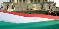 La bandiera italiana festeggia il 223° anniversario: origine e significato del tricolore