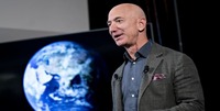 Jeff Bezos sul cambiamento climatico: “Negarlo è illogico”