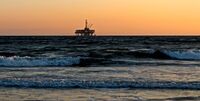 Petrolio WTI: quotazioni reagiscono sul supporto, come operare?