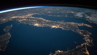 Italia: fiducia aziende e consumatori in rialzo a dicembre