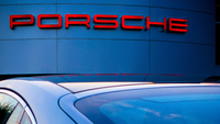 Porsche punta sulle auto elettriche: la svolta entro il 2030
