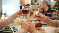 Covid, Pregliasco: «Il pranzo di Natale? Rimandiamolo all'anno prossimo. Meglio su Zoom»