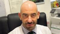 No ai tamponi per entrare in stadi e ristoranti: la proposta di Bassetti