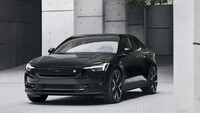 Polestar 2 2024: trazione posteriore e maggiore autonomia 