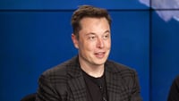 Elon Musk non è più un triliardario
