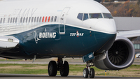 Boeing, detriti nei serbatoi dei 737 Max: è bufera