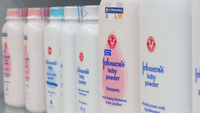 Talco cancerogeno: Johnson & Johnson non lo venderà più