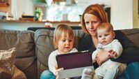 Mamme chiedono 8.000€ di rimborso per il lockdown: la class action contro il Governo