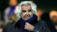 Briatore contro il Governo: “Ha distrutto l'Italia, petizione per risarcimento danni”