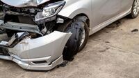 Incidente milionario tra Porsche e Bugatti, ecco a quanto ammontano i danni: foto shock