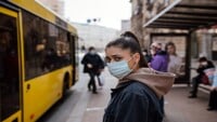 Senza mascherina sui mezzi pubblici: ecco cosa si rischia 