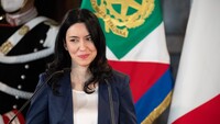Concorso scuola: PD e sindacati contro la data scelta da Azzolina