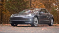 Tesla Model 3 ottiene alcuni importanti aggiornamenti