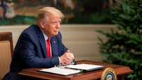Elezioni USA, Facebook e Twitter censurano i post di Trump