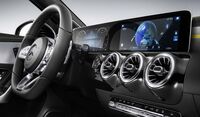 Mercedes-Benz annuncia novità importanti per MBUX