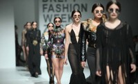 Sistema moda italiano: saldo commerciale a +20 miliardi di euro