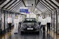 Volkswagen e-Golf dice addio