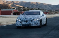 Mercedes-Benz EQS avvistata in strada