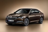 Nuova Skoda Superb: ecco cosa sappiamo
